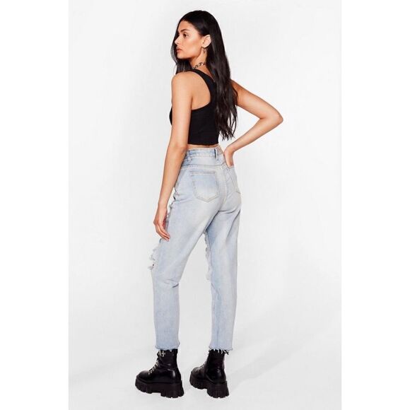 MOMOKROM High Waisted Distressed Raw Hem Mom Jean in Light Wash, Size 4 - Picture 3 of 16